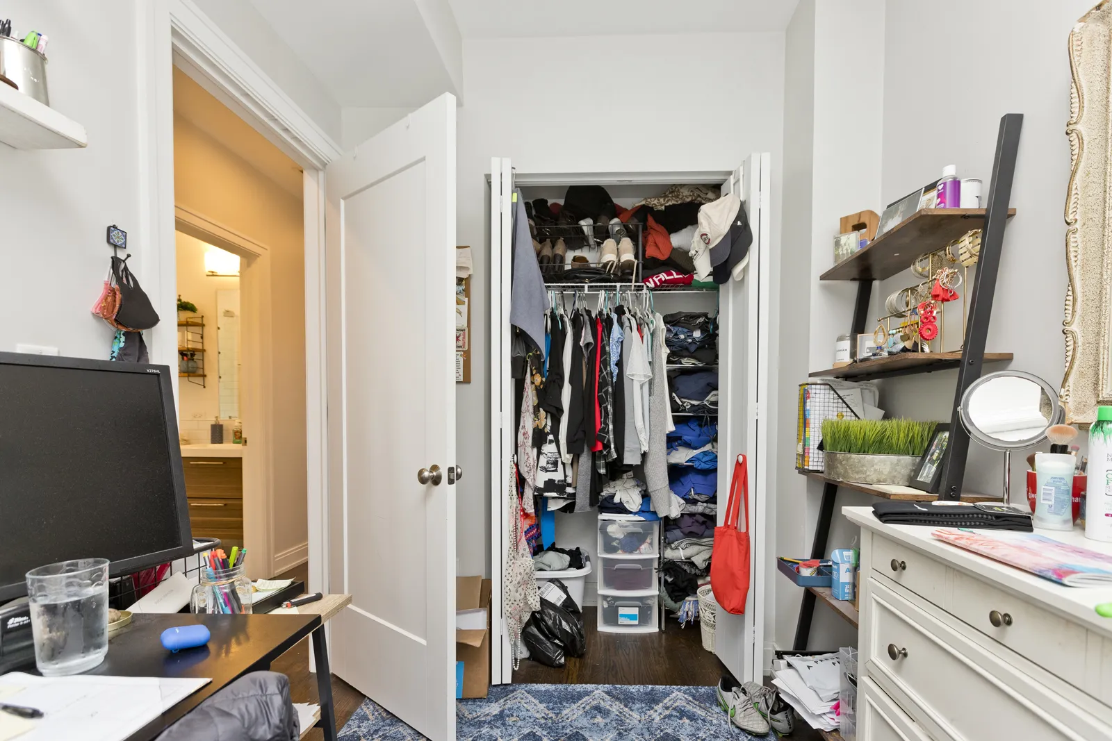 856 N Hermitage Ave, ,  60622, USA 60622-unit#2R-Chicago-IL