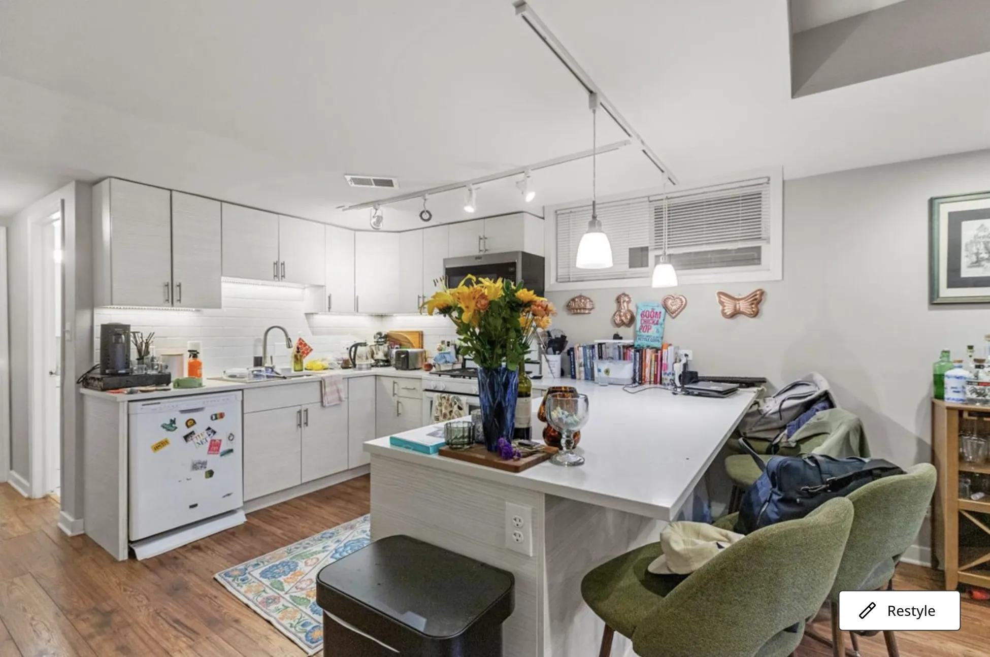 3249 N Seminary Ave g, ,  60657, USA 60657-unit#GDN-Chicago-IL