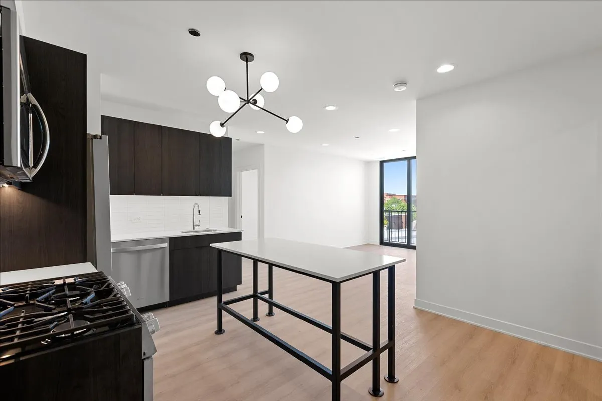 1801 W Grand Ave, ,  60622, USA 60622-unit#504-Chicago-IL