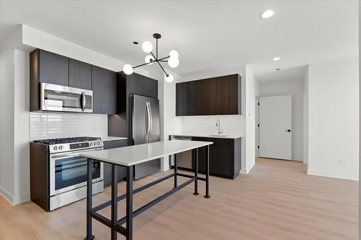 1801 W Grand Ave, ,  60622, USA 60622-unit#504-Chicago-IL
