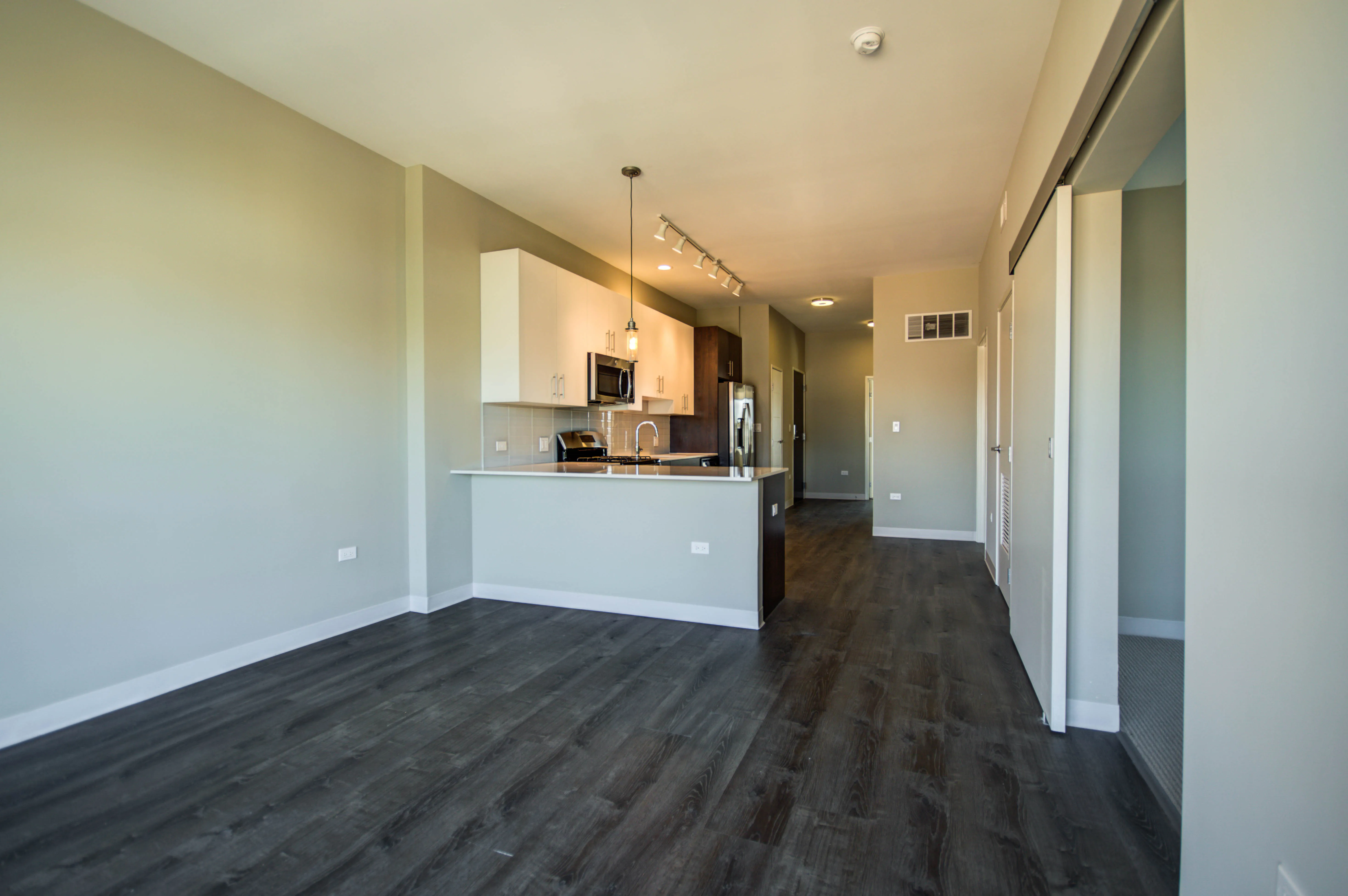 851 W Grand Ave, ,  60642, USA 60642-unit#403-Chicago-IL
