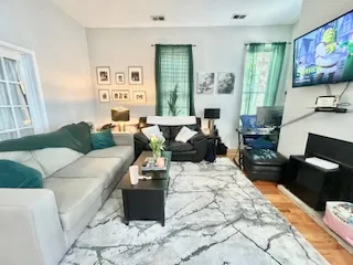 3055 N Sheffield Ave, , 60657, USA 60657-unit#3C-Chicago-IL