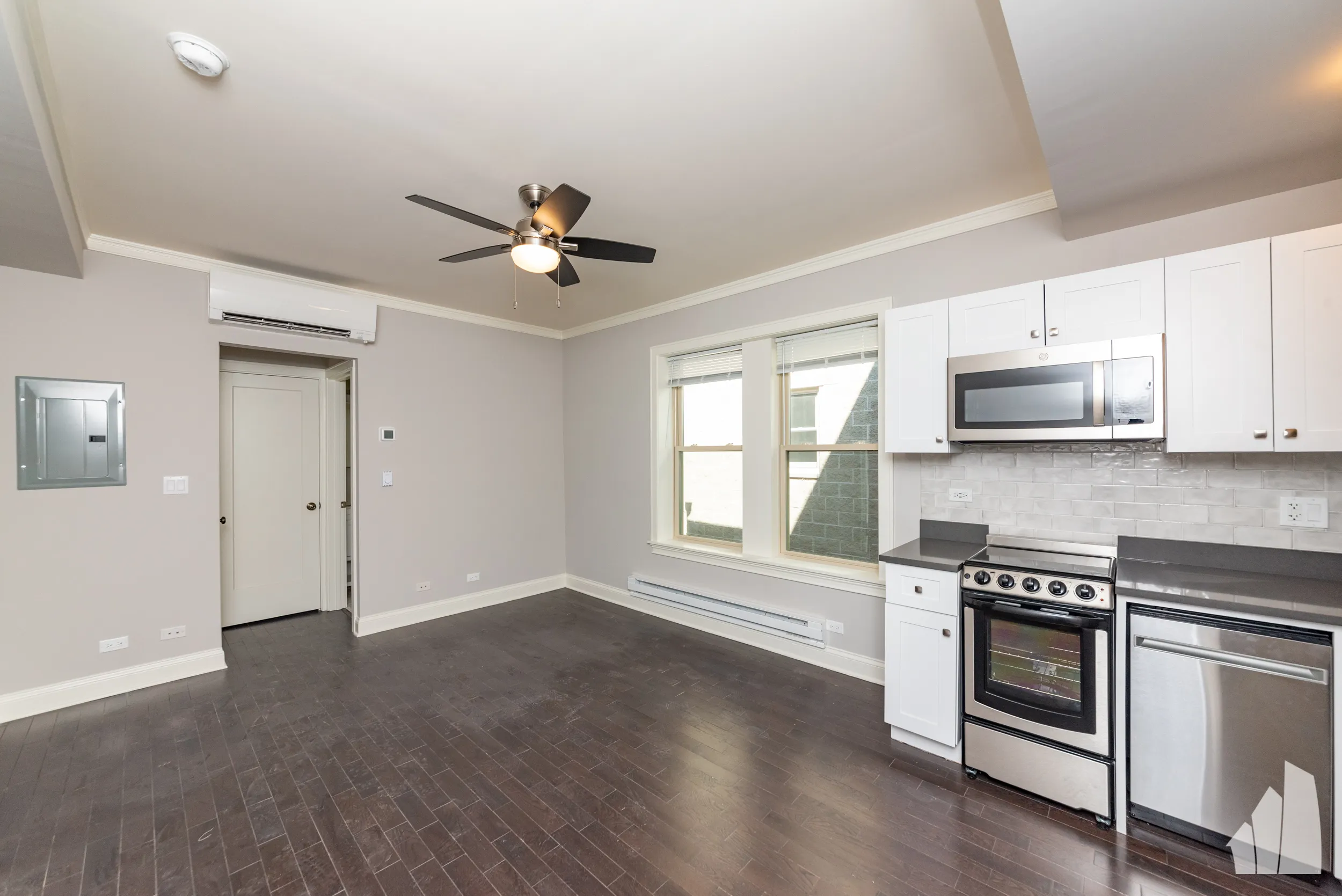 640 W Wrightwood Ave, ,  60614, USA 60614-unit#208-Chicago-IL