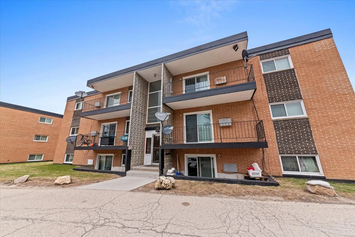 300 Marlene Ct, , 60084, USA 60084-unit#5-Wauconda-IL