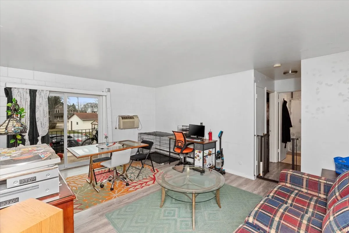 300 Marlene Ct, ,  60084, USA 60084-unit#5-Wauconda-IL