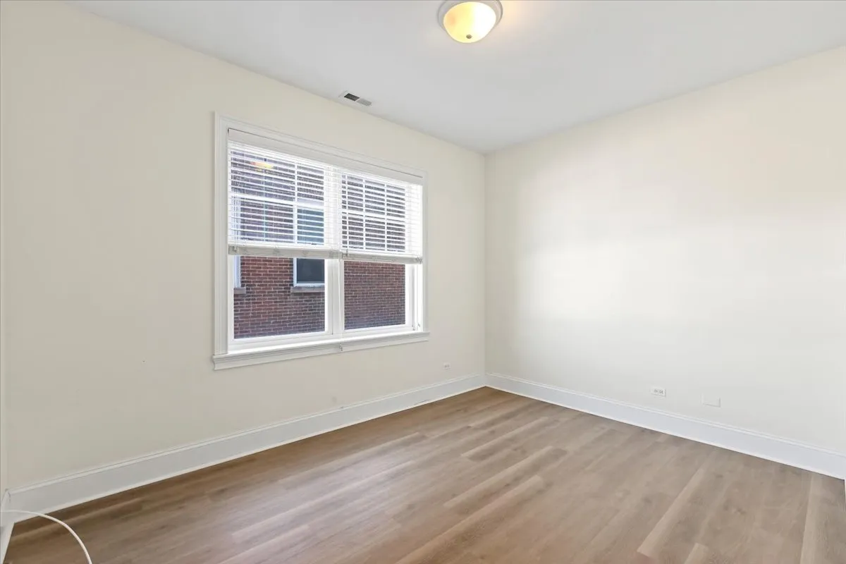 2500 Green Bay Rd, ,  60201, USA 60201-unit#201-Evanston-IL