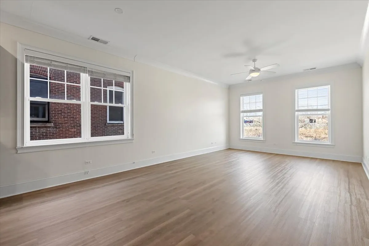 2500 Green Bay Rd, ,  60201, USA 60201-unit#201-Evanston-IL