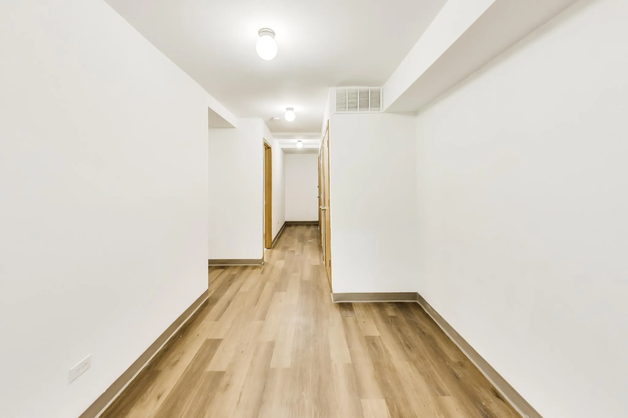 1700 W Cermak Rd, , 60608, USA 60608-unit#BR-Chicago-IL