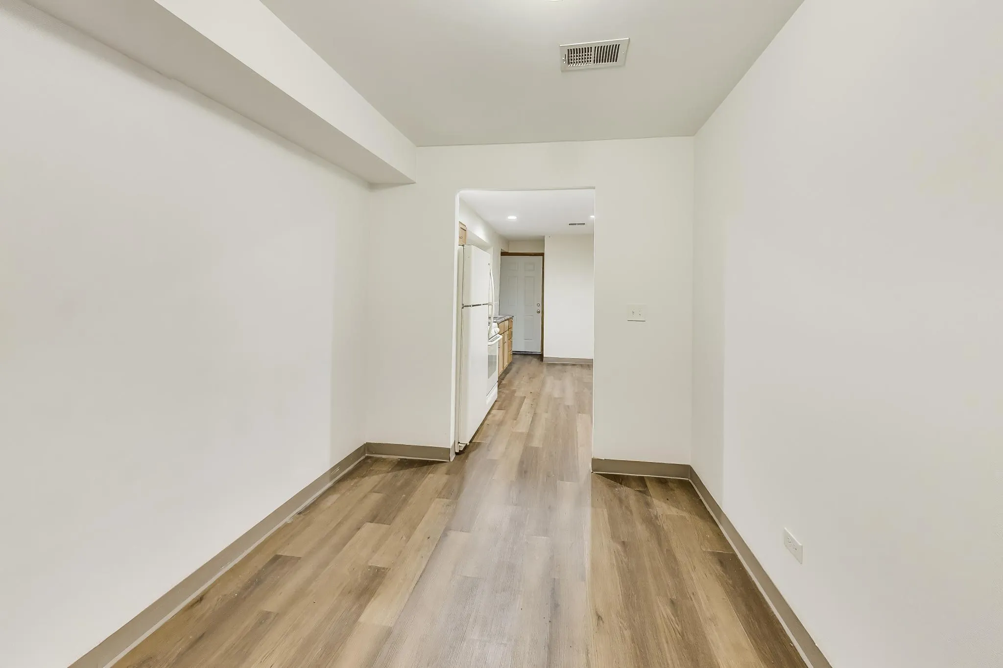 1700 W Cermak Rd, , 60608, USA 60608-unit#BR-Chicago-IL