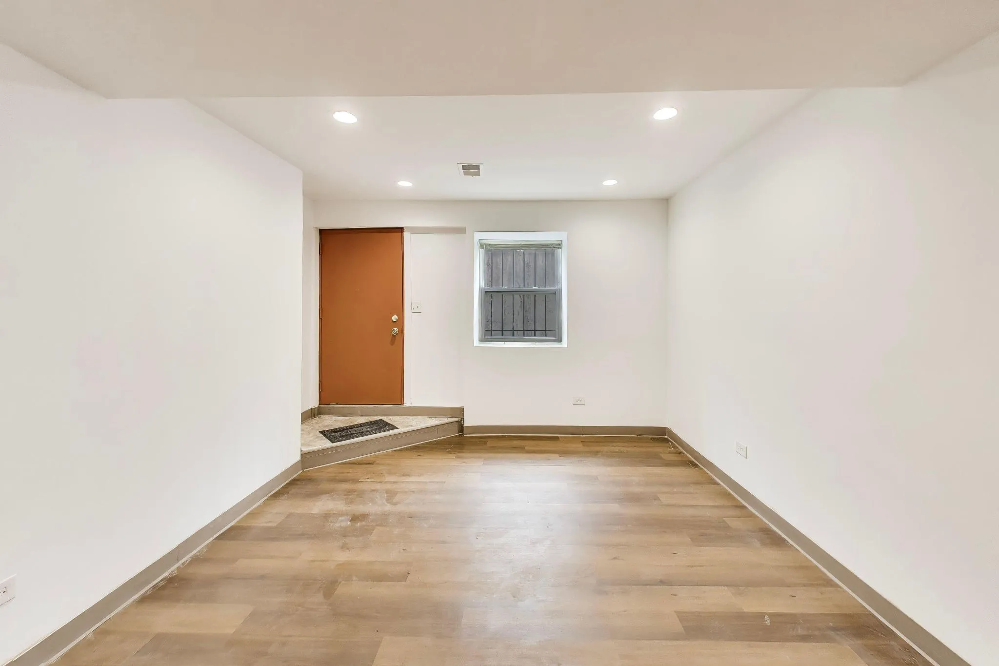 1700 W Cermak Rd, , 60608, USA 60608-unit#BR-Chicago-IL