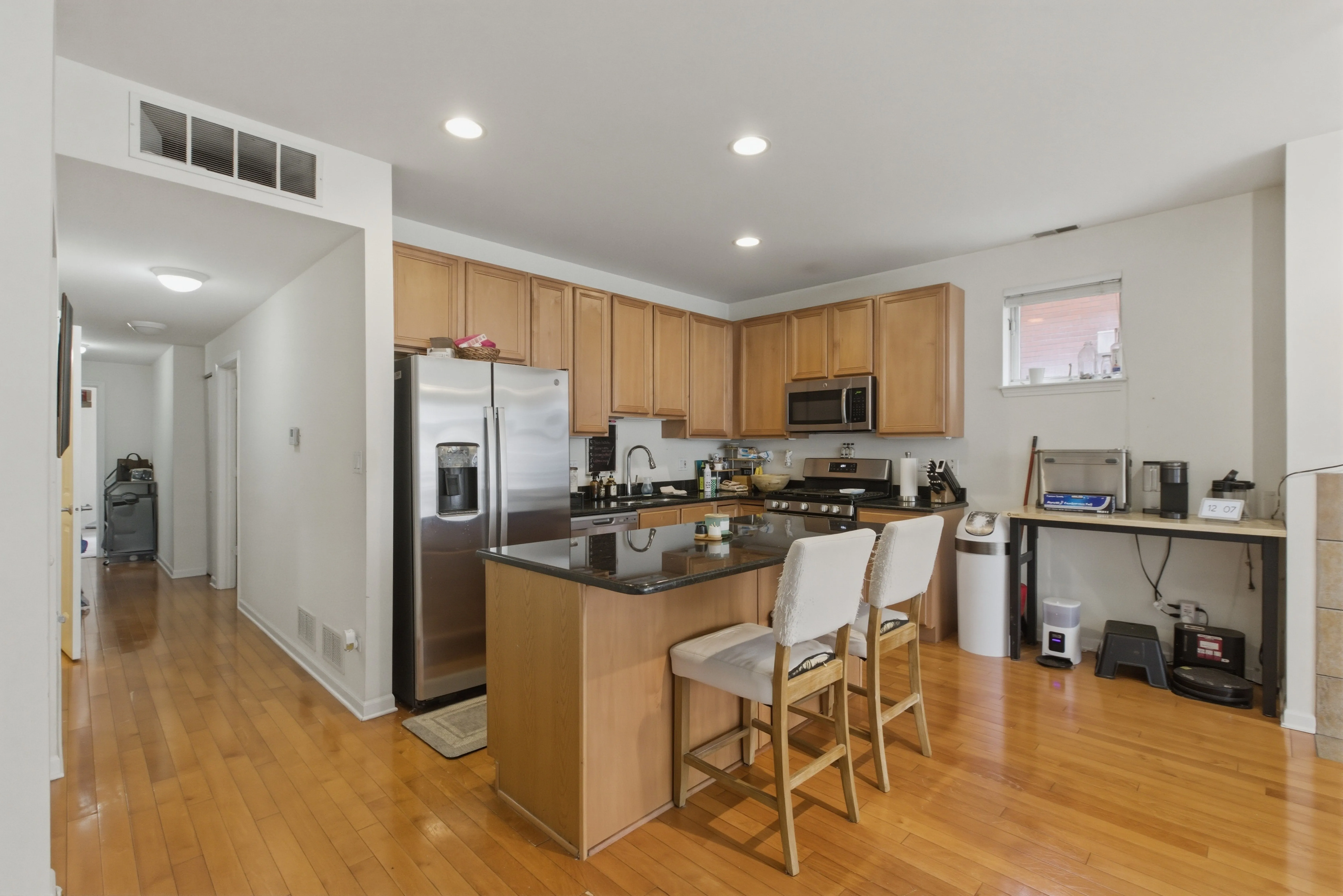 808 W University Ln, , 60608, USA 60608-unit#2B-Chicago-IL