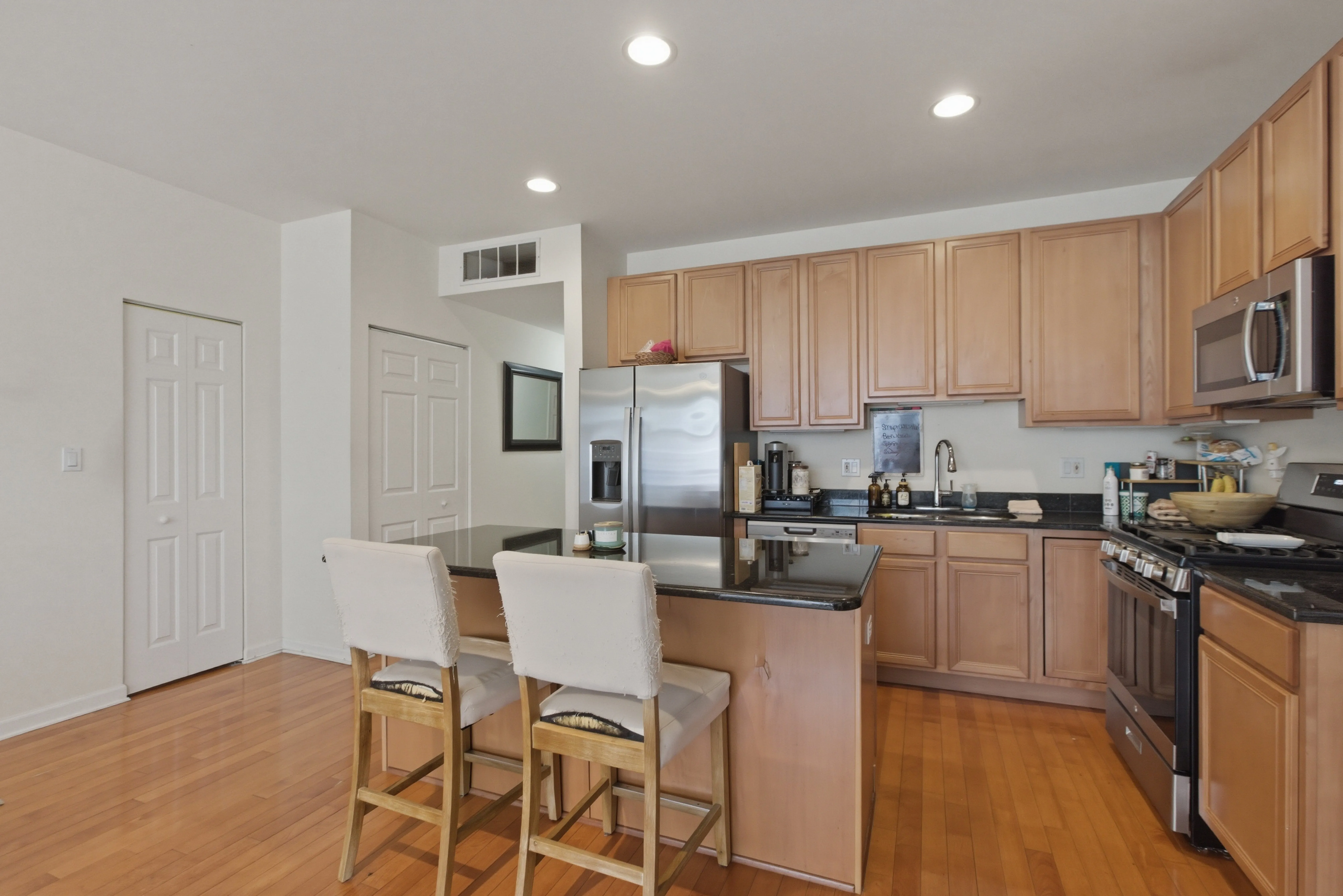 808 W University Ln, , 60608, USA 60608-unit#2B-Chicago-IL