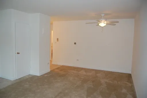 150 E Lake St, ,  60126, USA 60126-unit#04B-Elmhurst-IL
