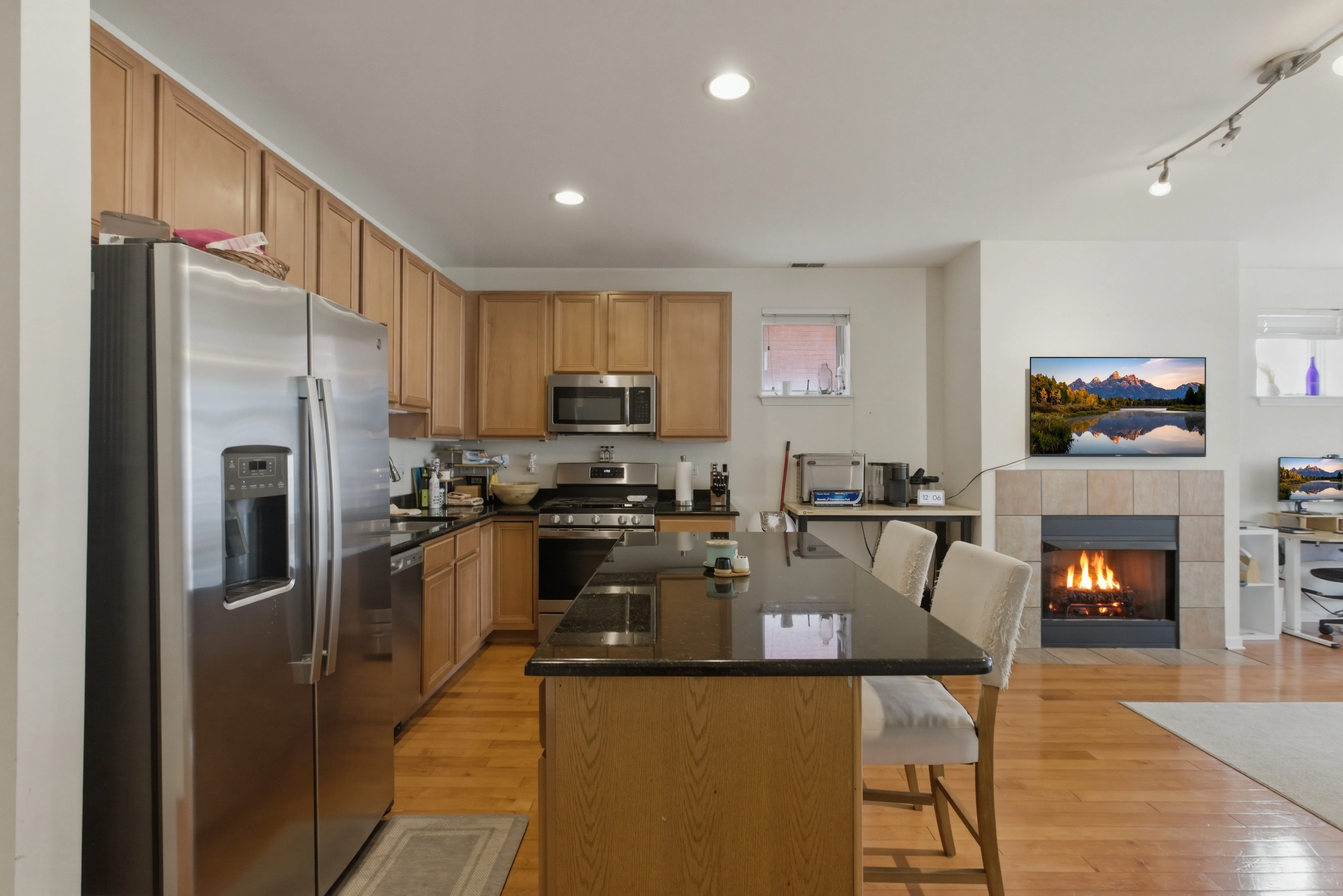 808 W University Ln, , 60608, USA 60608-unit#2B-Chicago-IL
