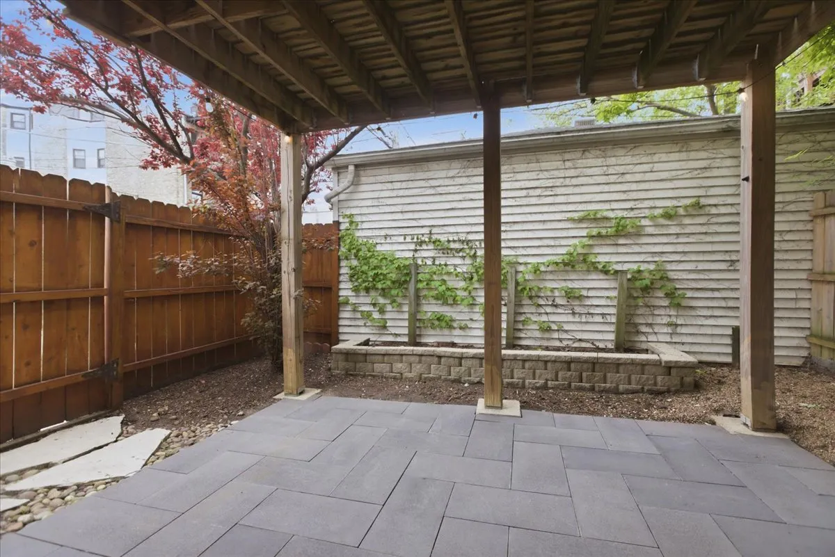 745 N Wood St, ,  60622, USA 60622-unit#TH-Chicago-IL