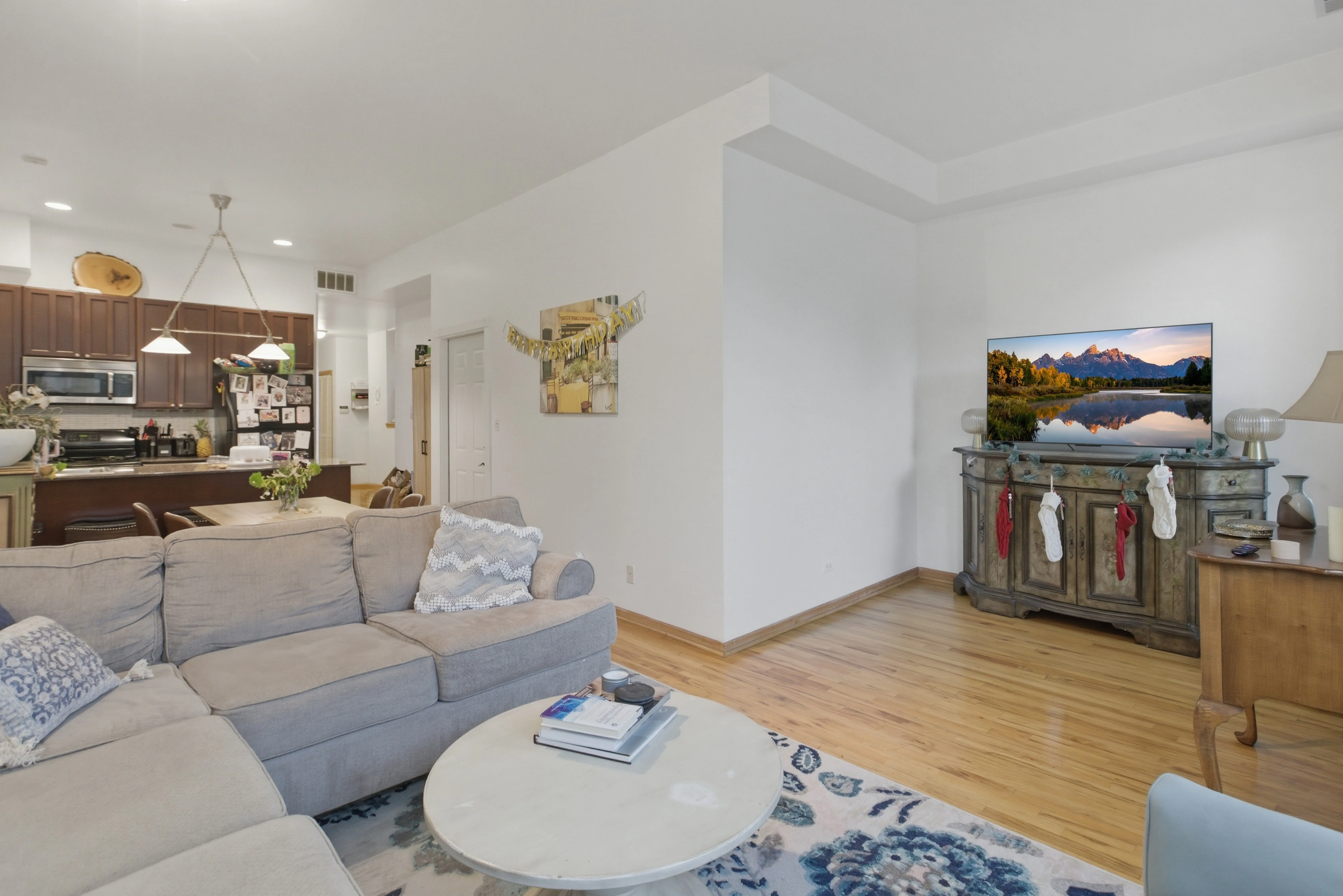 1911 W Ohio St, ,  60622, USA 60622-unit#2-Chicago-IL