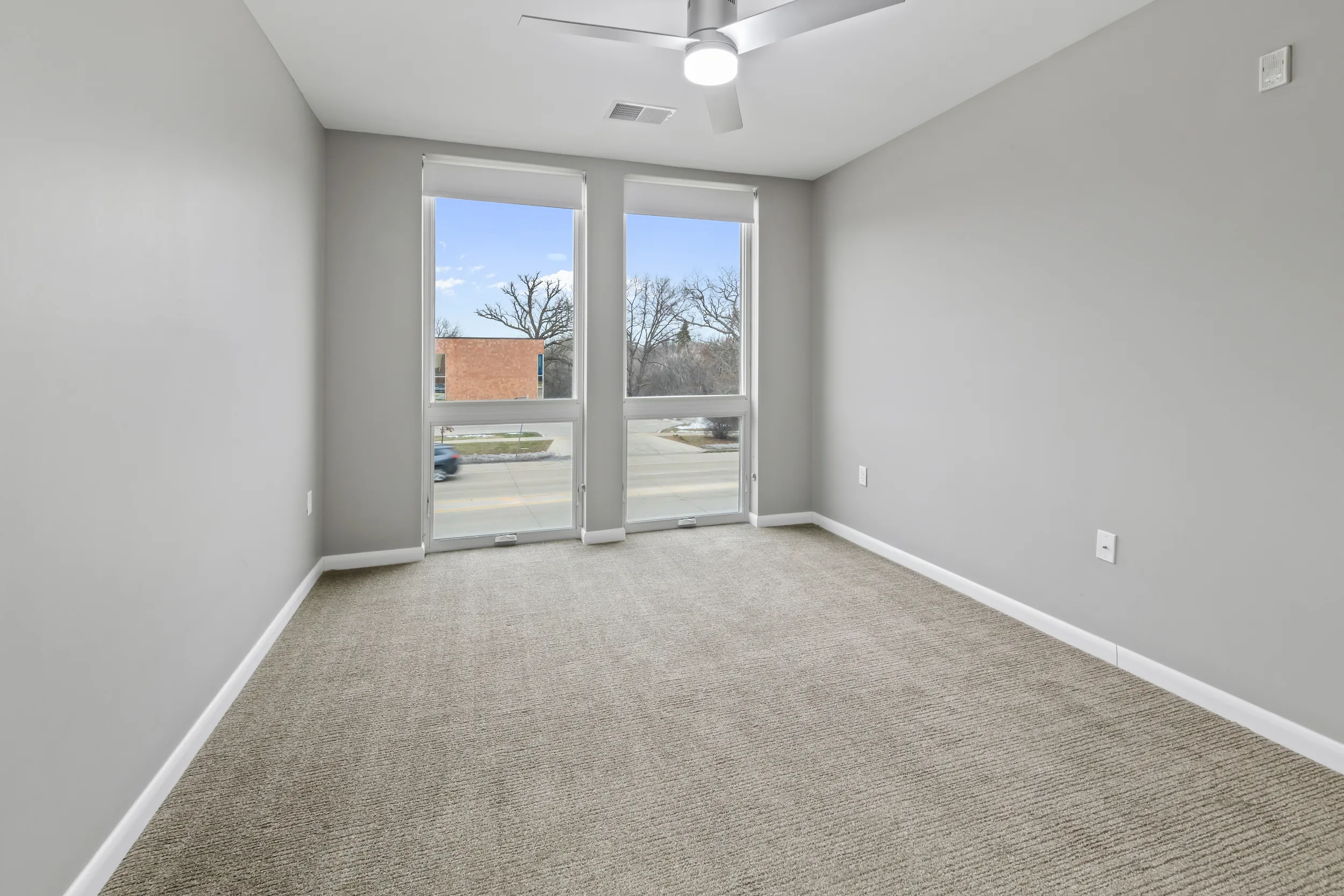 8041 W Bluemound Rd, , WI 53213, USA 53213-unit#101-Milwaukee-IL