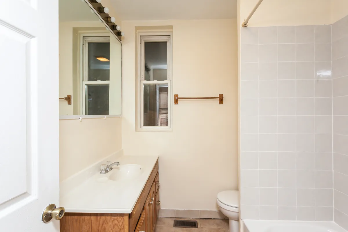 1310 N Artesian Ave, ,  60622, USA 60622-unit#1R-Chicago-IL