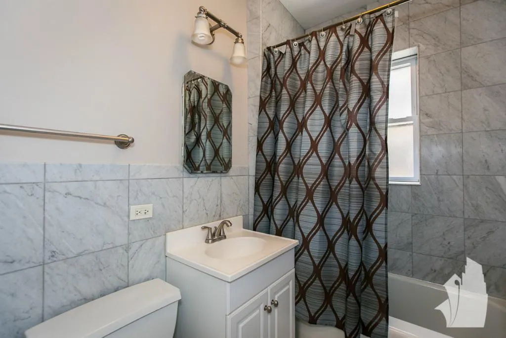 538 W Cornelia Ave, ,  60657, USA 60657-unit#1S-Chicago-IL
