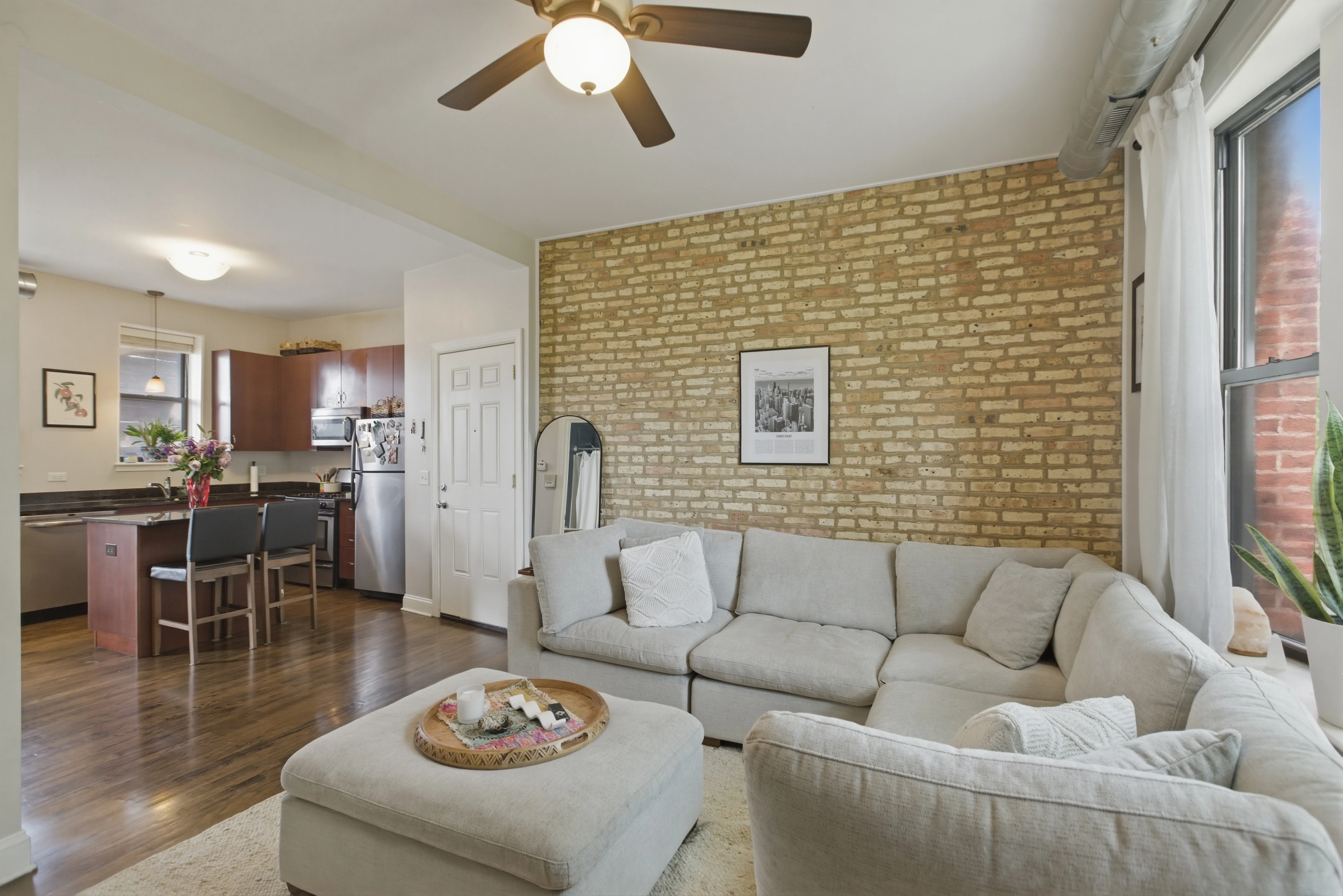 3142 W George St, ,  60618, USA 60618-unit#C2-Chicago-IL