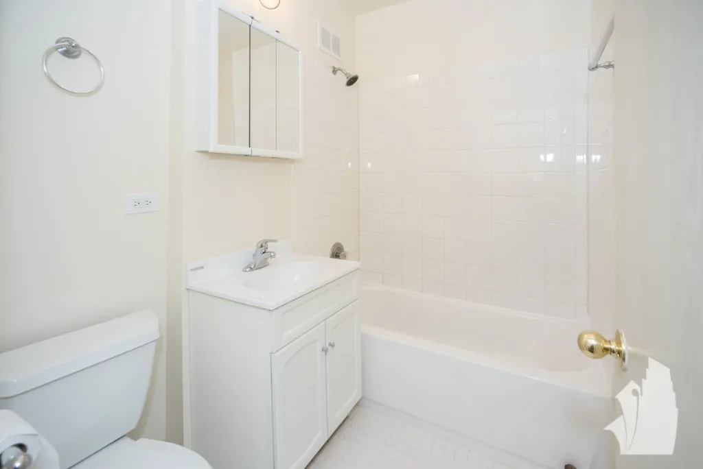 5736 N Winthrop Ave, , 60660, USA 60660-unit#48-302-Chicago-IL