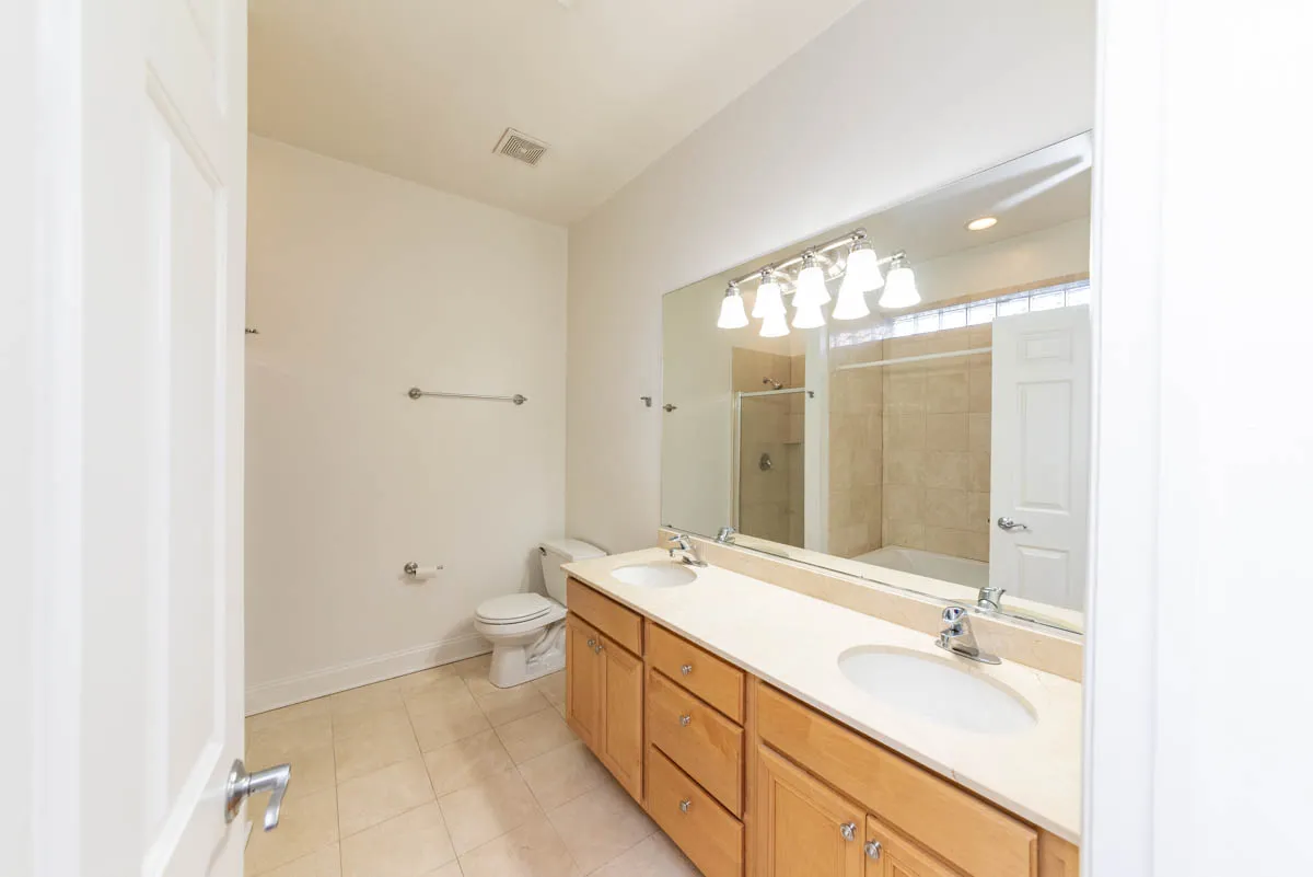 1960 N Damen Ave, ,  60647, USA 60647-unit#2-Chicago-IL