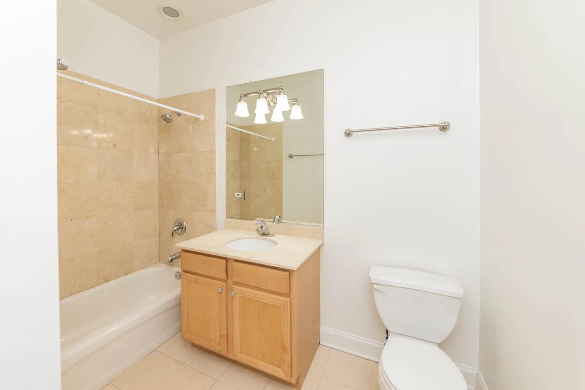 1960 N Damen Ave, ,  60647, USA 60647-unit#2-Chicago-IL