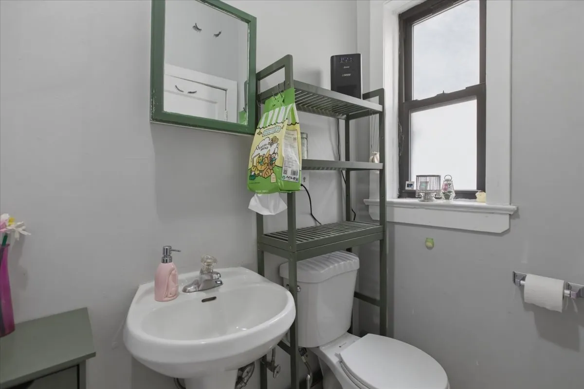 5018 S Blackstone Ave, ,  60615, USA 60615-unit#202-Chicago-IL