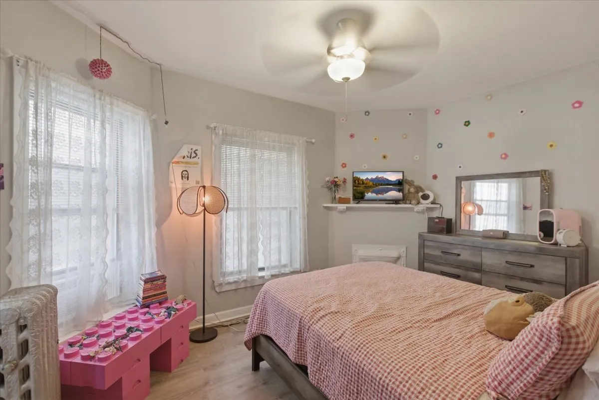 5018 S Blackstone Ave, ,  60615, USA 60615-unit#202-Chicago-IL