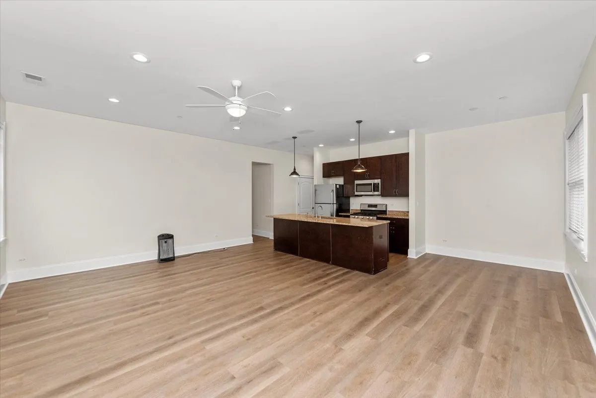 2500 Green Bay Rd, ,  60201, USA 60201-unit#403-Evanston-IL