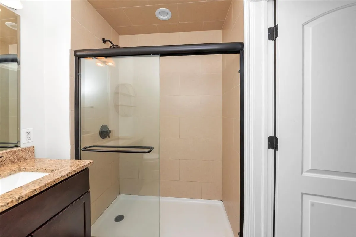2500 Green Bay Rd, ,  60201, USA 60201-unit#403-Evanston-IL