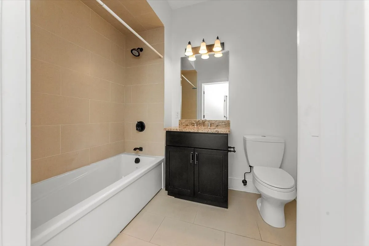 2500 Green Bay Rd, ,  60201, USA 60201-unit#403-Evanston-IL