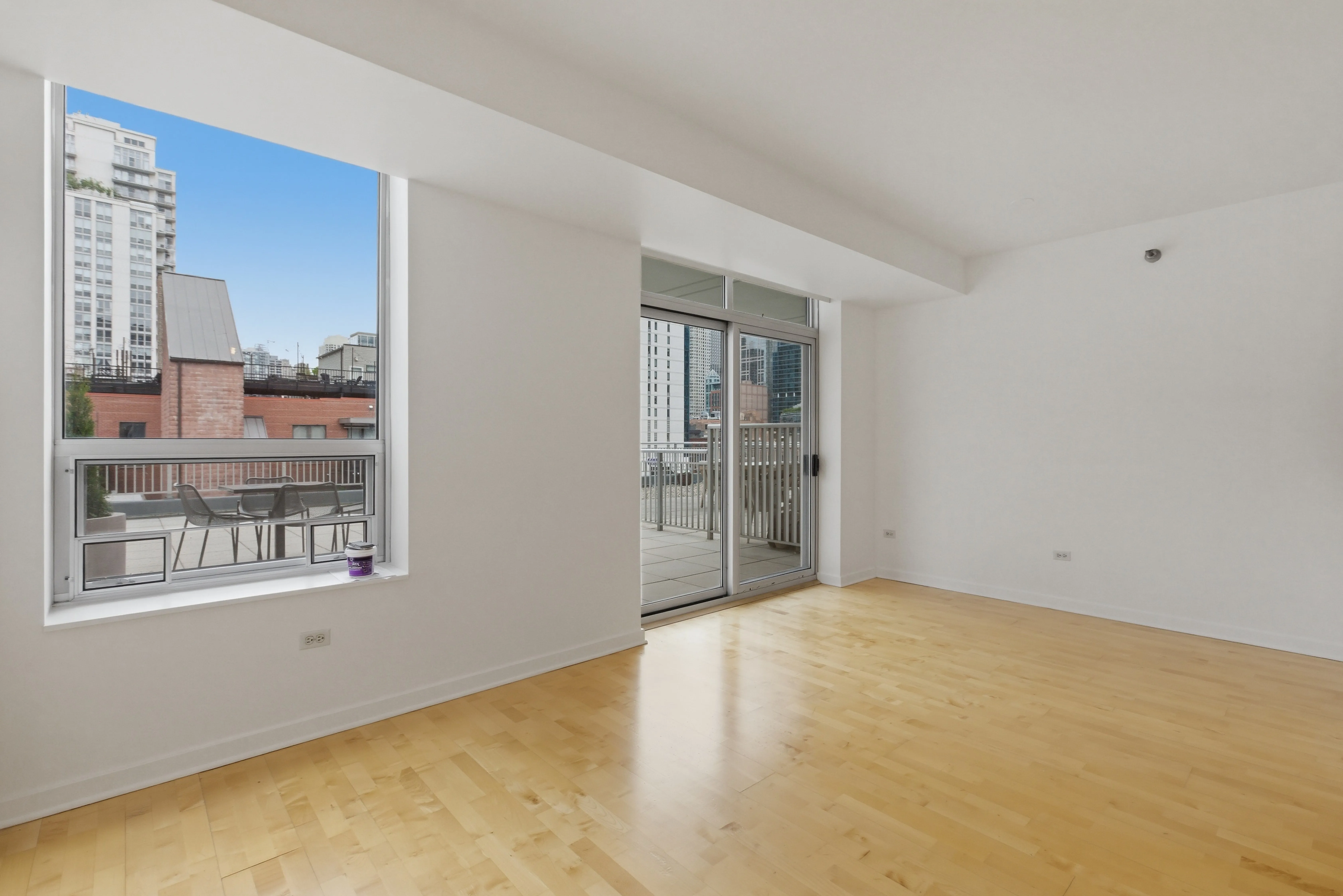 330 W Grand Ave, ,  60654, USA 60654-unit#808-Chicago-IL