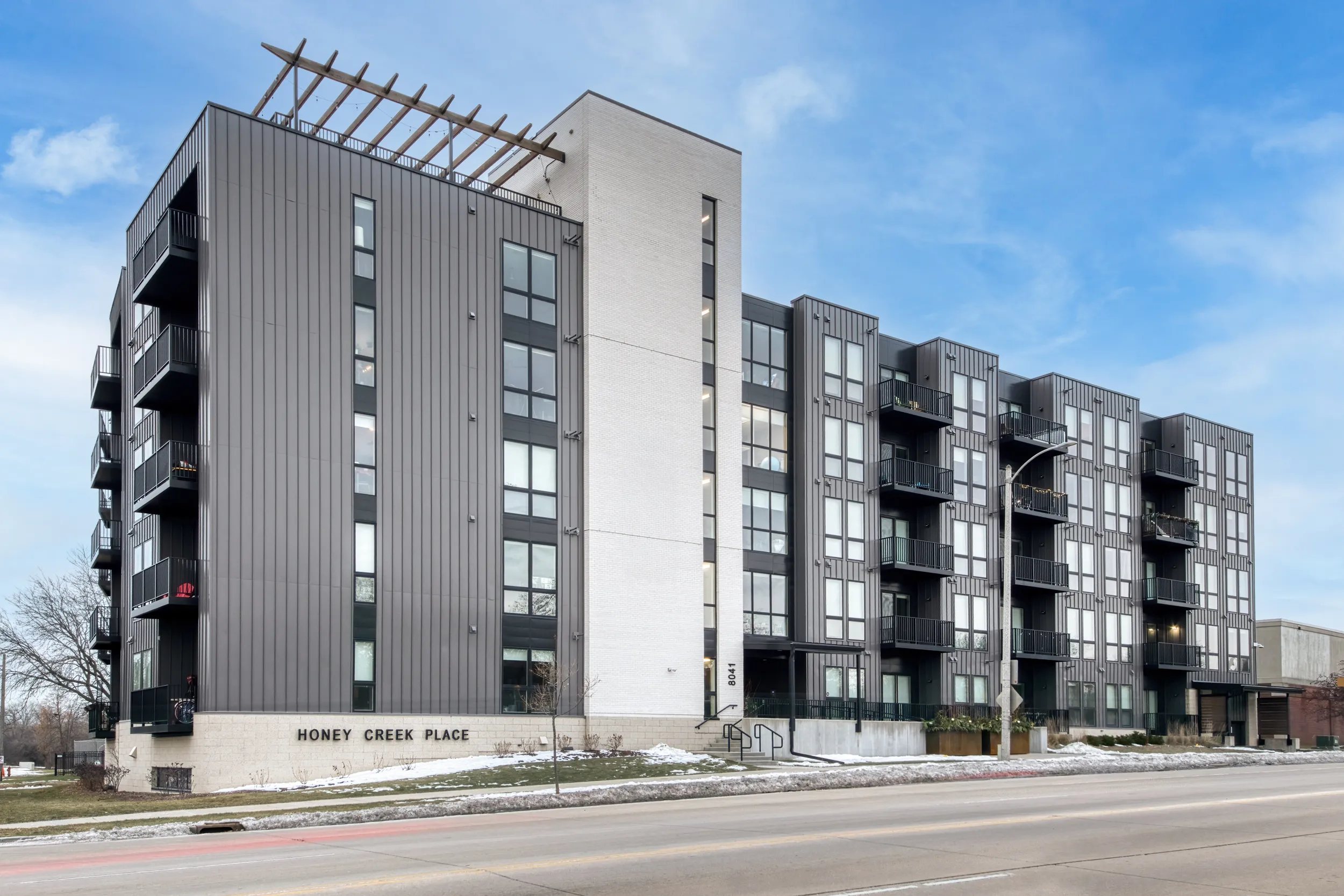 8041 W Bluemound Rd, , WI 53213, USA 53213-unit#408-Milwaukee-IL