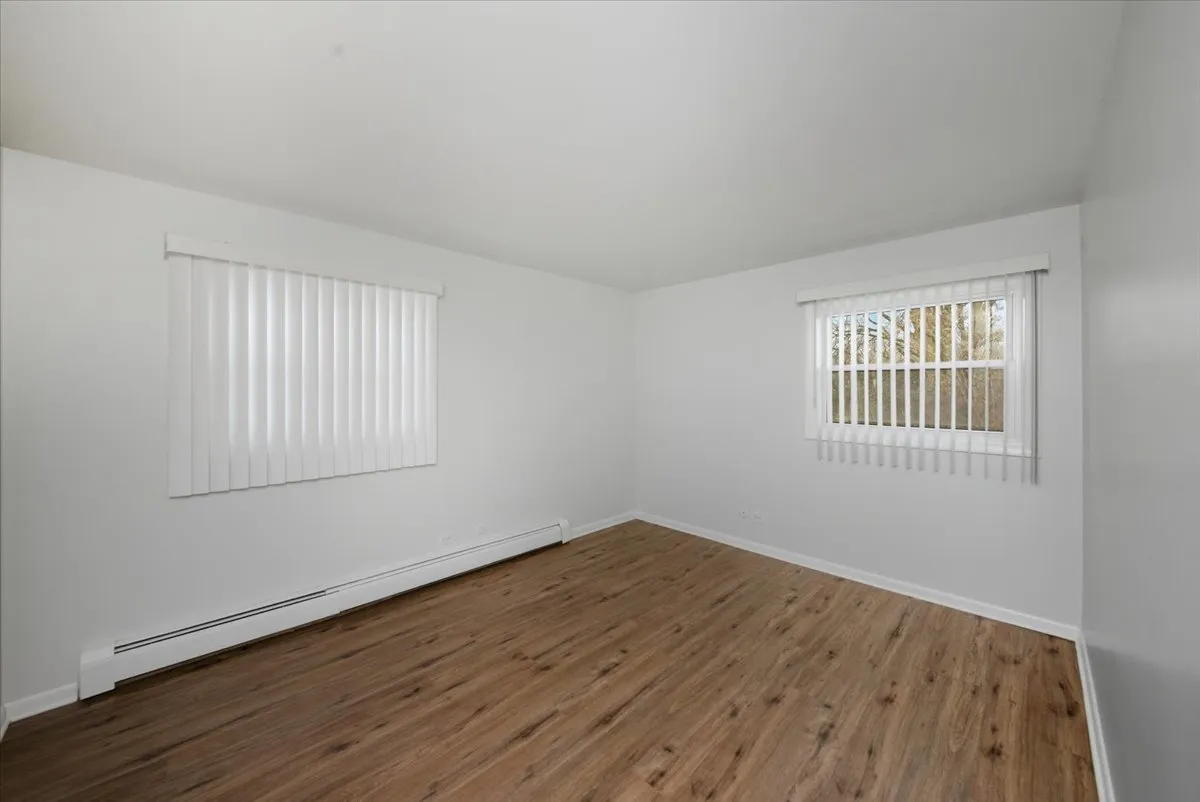 126 W Washington St, ,  60073, USA 60073-unit#324-Round Lake-IL