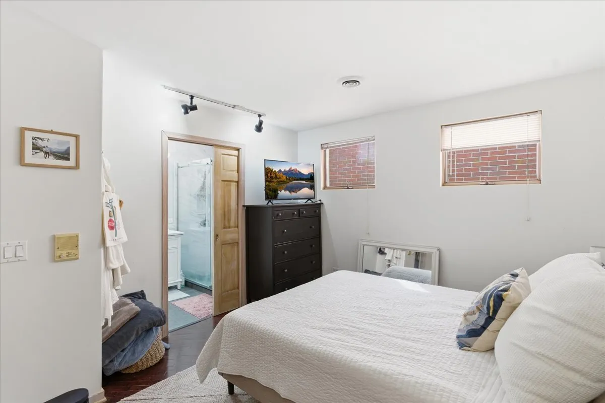 2016 W Charleston St, , 60647, USA 60647-unit#2F-Chicago-IL