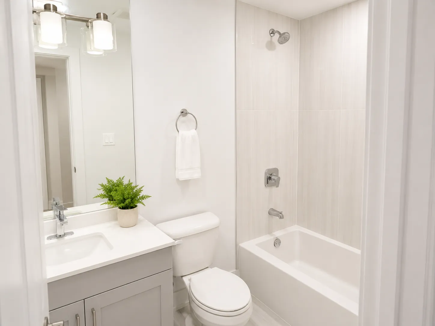 4543 S St Lawrence Ave, , 60653, USA 60653-unit#1F-Chicago-IL