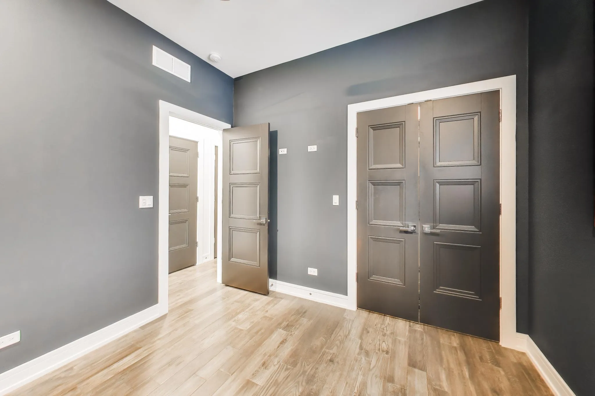 3740 N Clifton Ave, , 60613, USA 60613-unit#2-Chicago-IL
