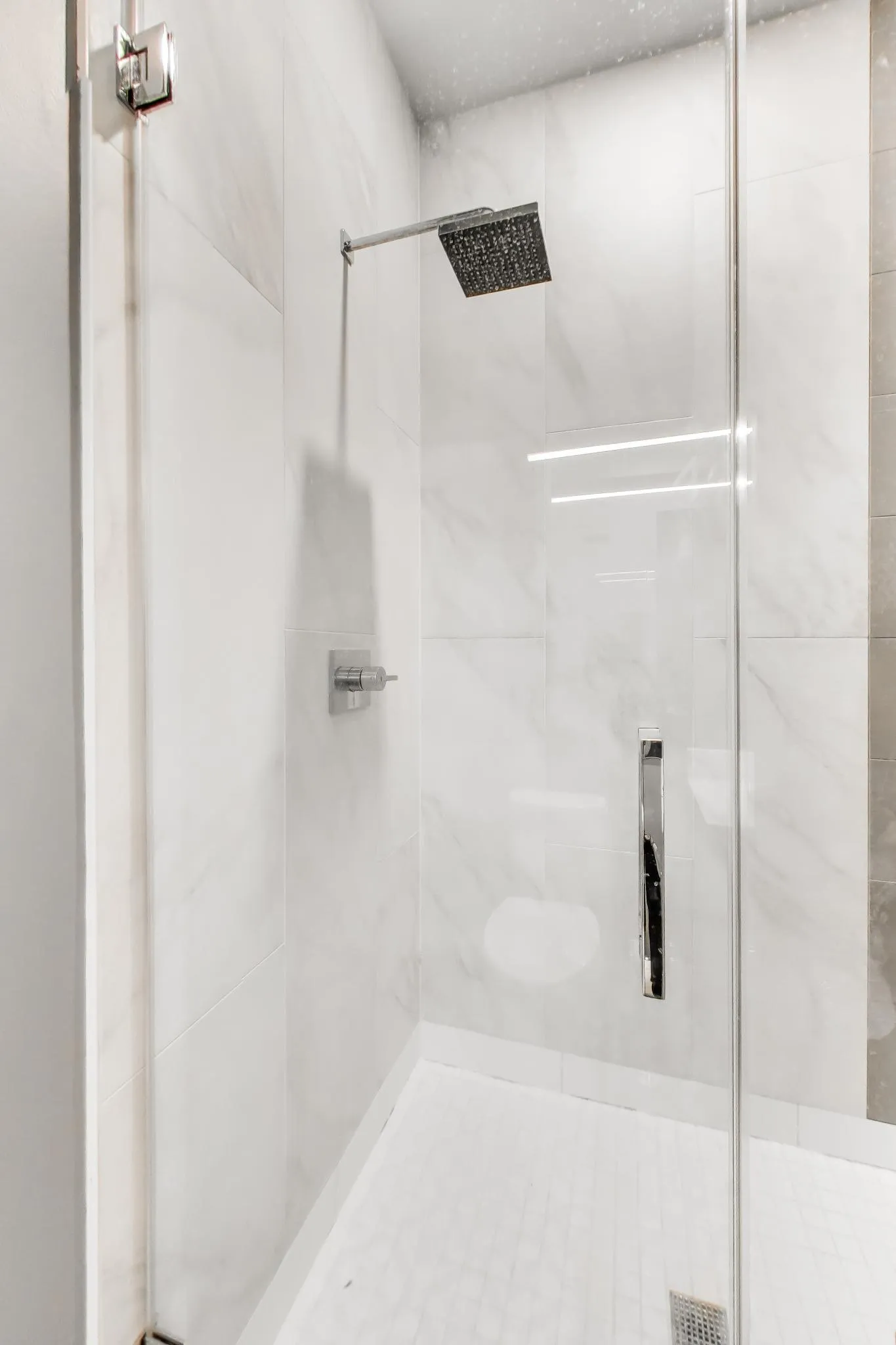 3740 N Clifton Ave, , 60613, USA 60613-unit#2-Chicago-IL