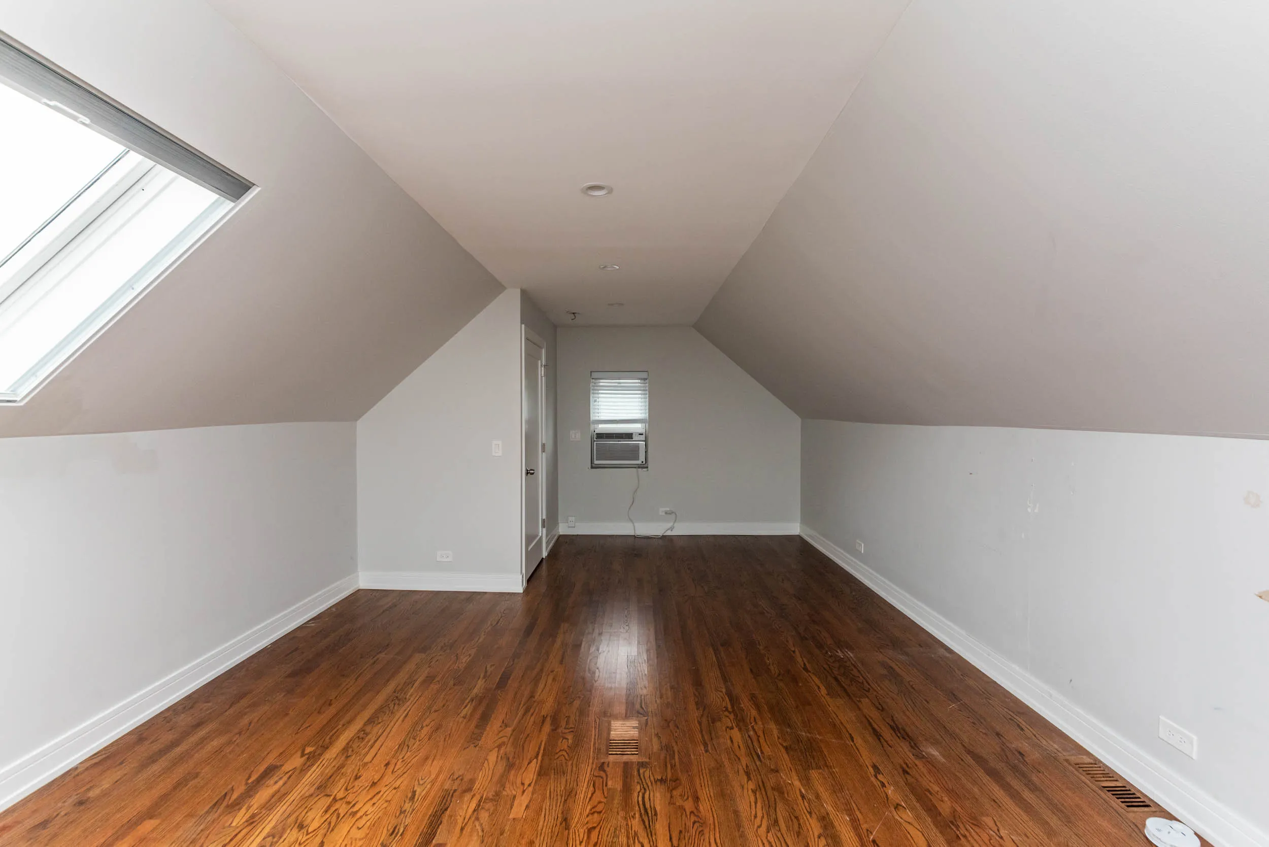 2045 N Wolcott Ave, , 60614, USA 60614-unit#2R-Chicago-IL