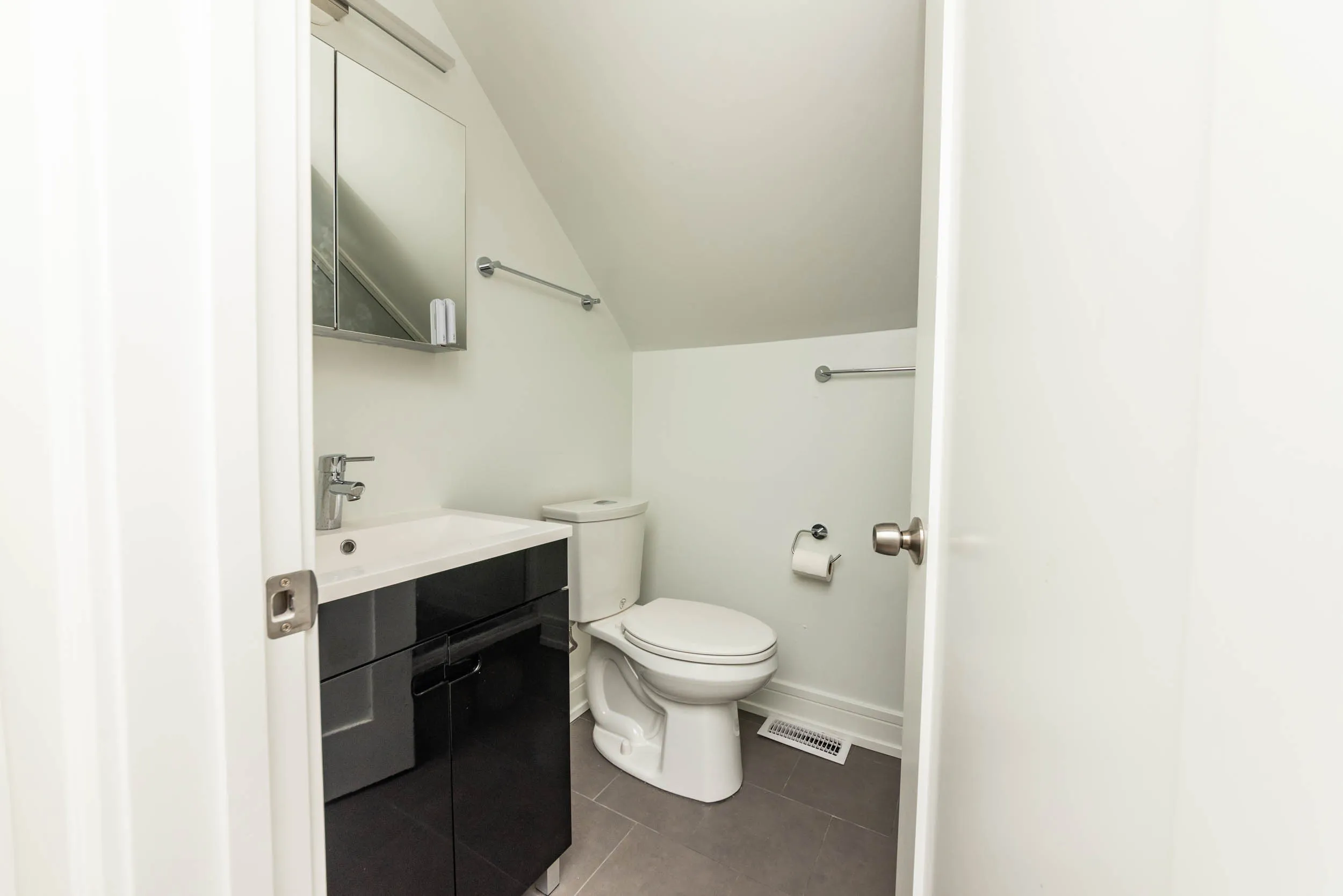 2045 N Wolcott Ave, , 60614, USA 60614-unit#2R-Chicago-IL