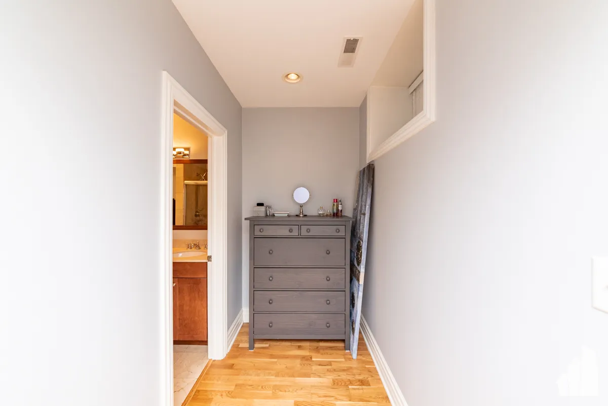 1711 N Crilly Ct, , 60614, USA 60614-unit#B-Chicago-IL