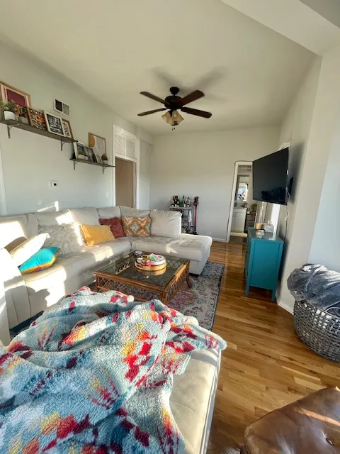 3359 N Southport Ave, ,  60657, USA 60657-unit#4-Chicago-IL
