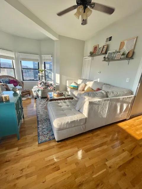 3359 N Southport Ave, ,  60657, USA 60657-unit#4-Chicago-IL