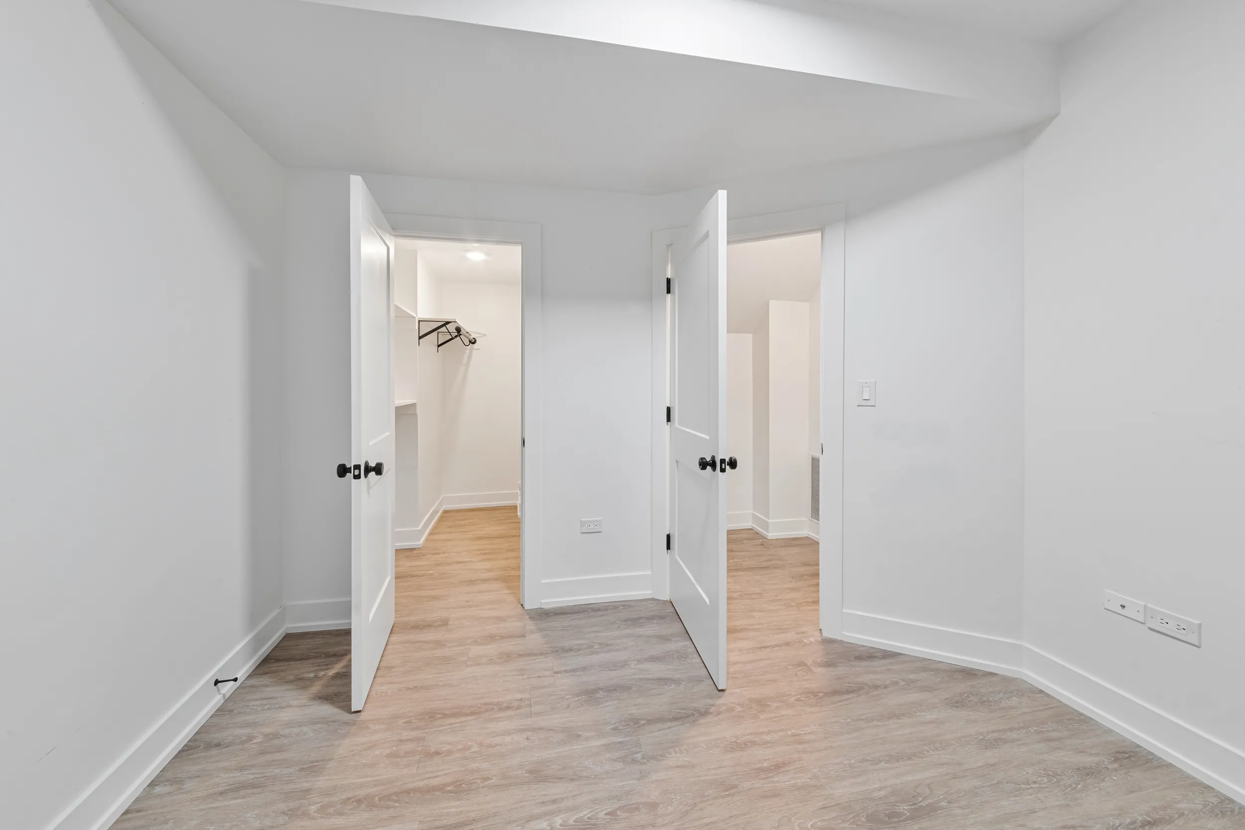 3517 N Reta Ave, ,  60657, USA 60657-unit#1R-Chicago-IL