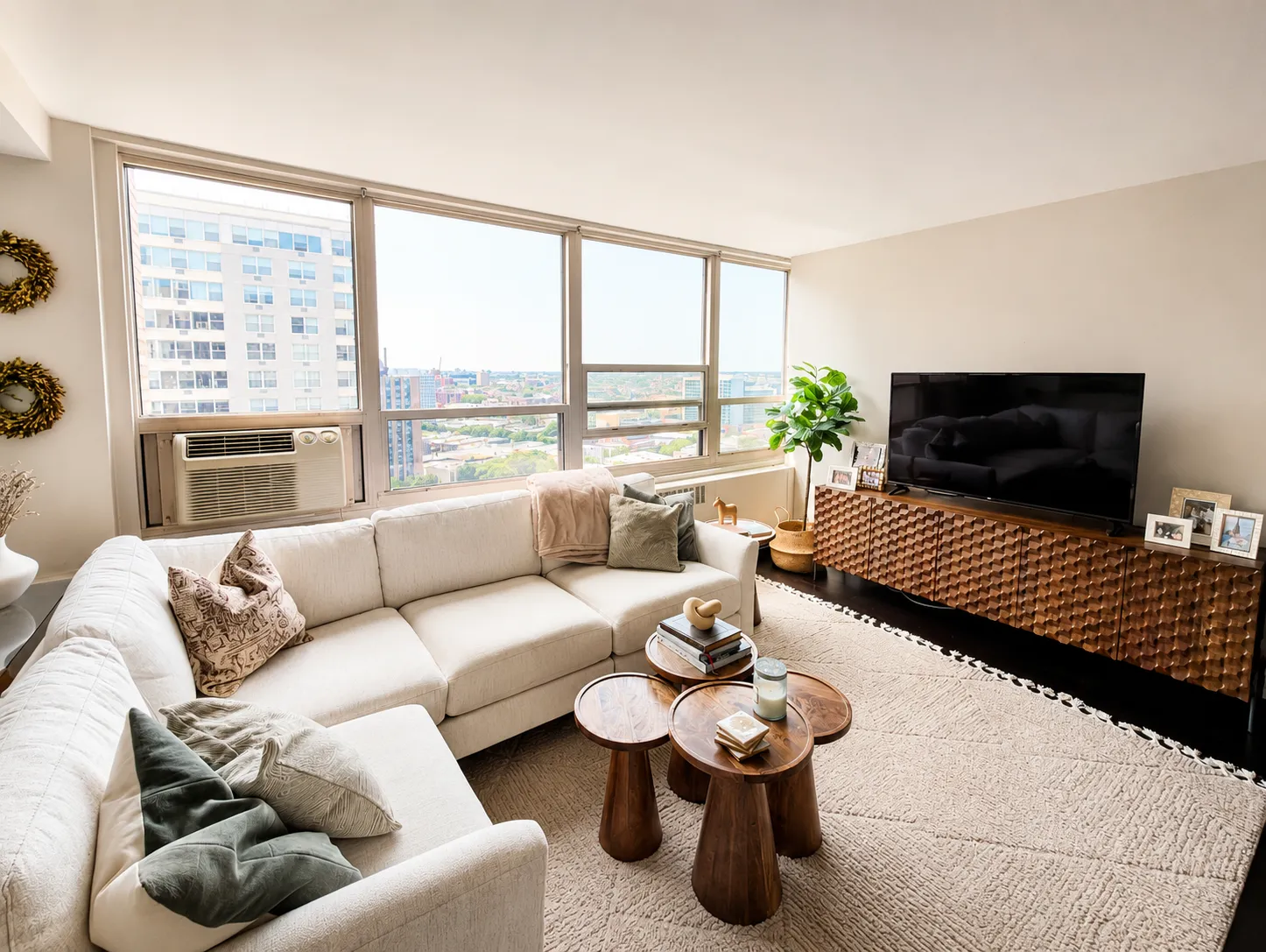 3950 N Lake Shore Dr, ,  60613, USA 60613-unit#2027-Chicago-IL