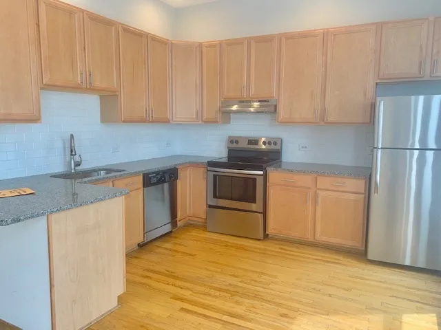 3055 N Sheffield Ave, ,  60657, USA 60657-unit#2D-Chicago-IL