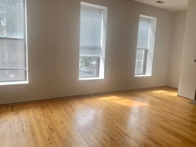3055 N Sheffield Ave, ,  60657, USA 60657-unit#2D-Chicago-IL