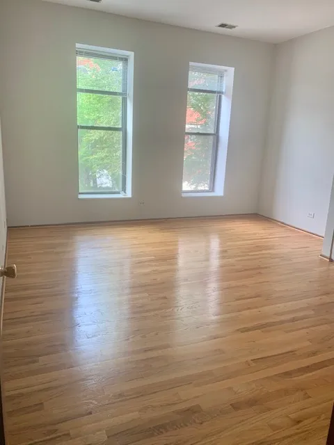 3055 N Sheffield Ave, ,  60657, USA 60657-unit#2D-Chicago-IL