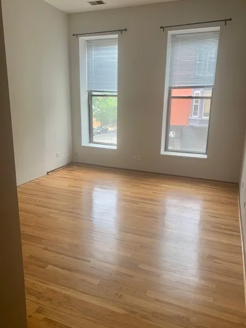 3055 N Sheffield Ave, ,  60657, USA 60657-unit#2D-Chicago-IL